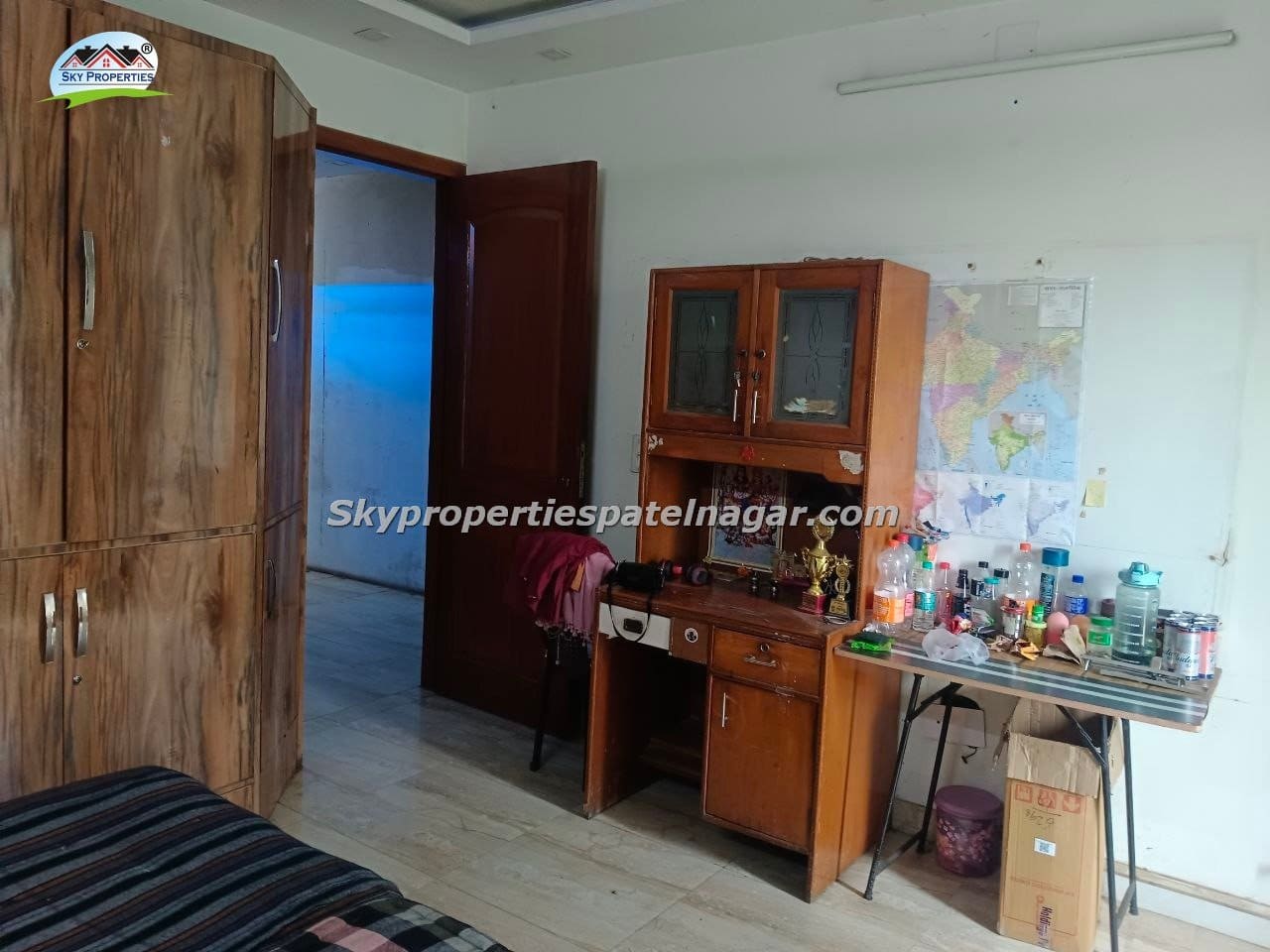1 BHK Flat for Rent in Patel Nagar Near Vajirao & Reddy IAS Institute