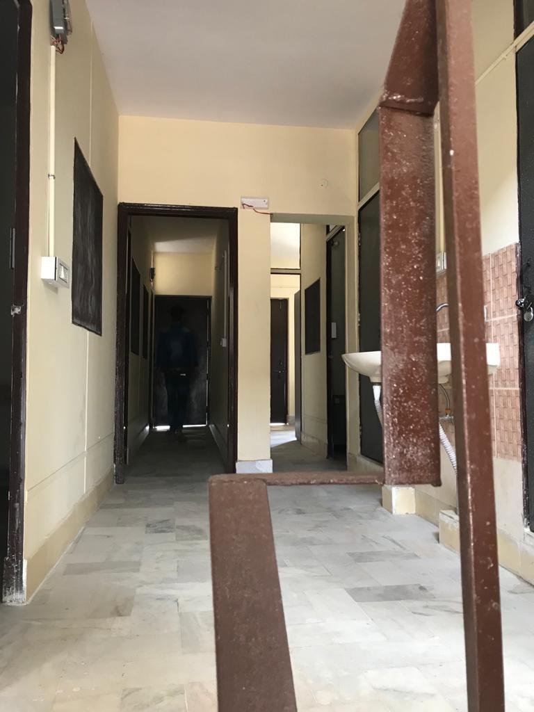 Twin Sharing PG in Patel Nagar Near Aakash Institute & Metro