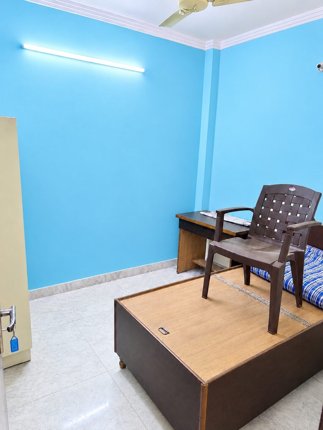 1RK Flat Near Coaching Institutes in Patel Nagar Near Market