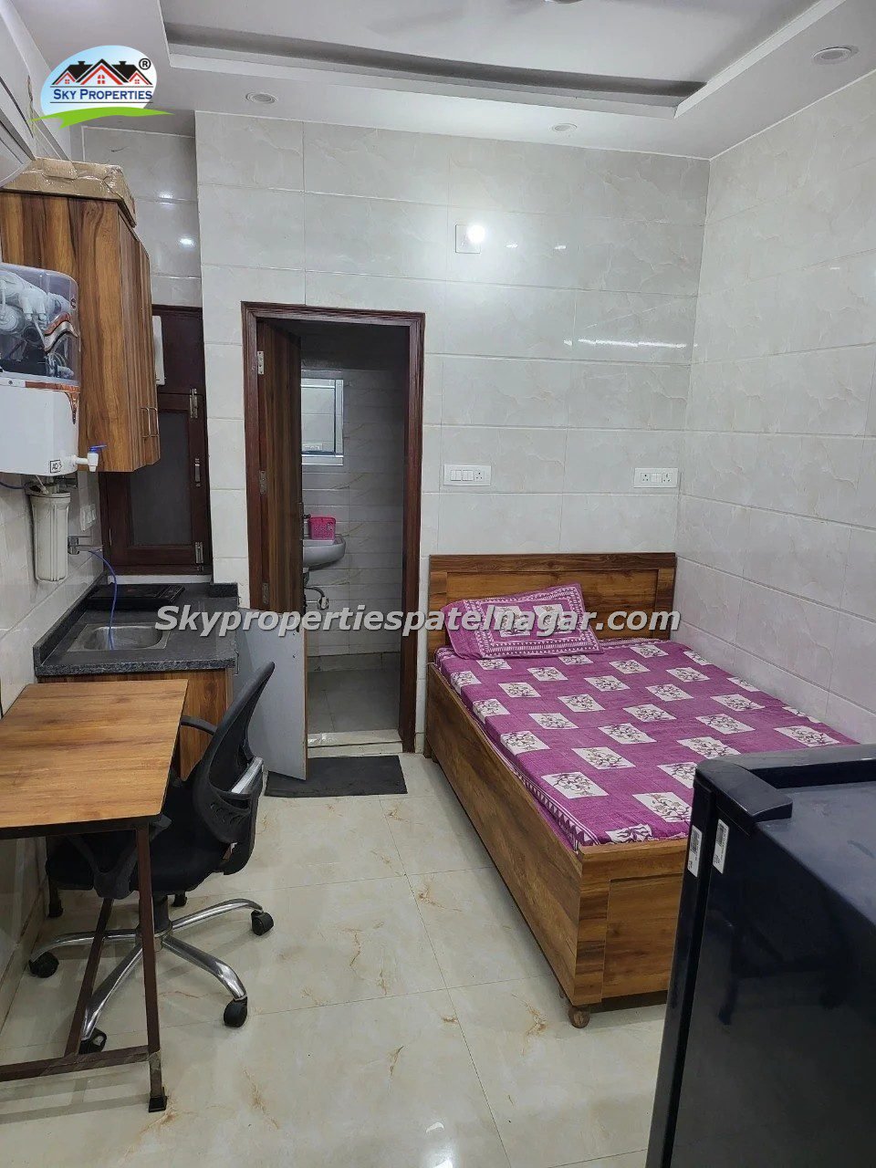 Single Room for Students in Karol Bagh