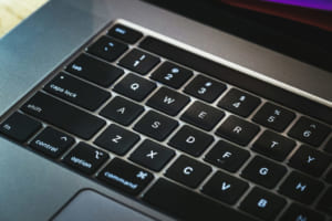 保証有り Mac 一部キーボードが反応しない 2回連続して入力されてしまう不具合の詳細と対処法 App Story