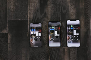 Iphone 充電は出来ません Lightningコネクタで液体検出されました 警告が表示された 原因や対処法について解説 App Story Iphone 充電は出来ません Lightningコネクタで液体検出されました 警告が表示された 原因や対処法について解説 App Story
