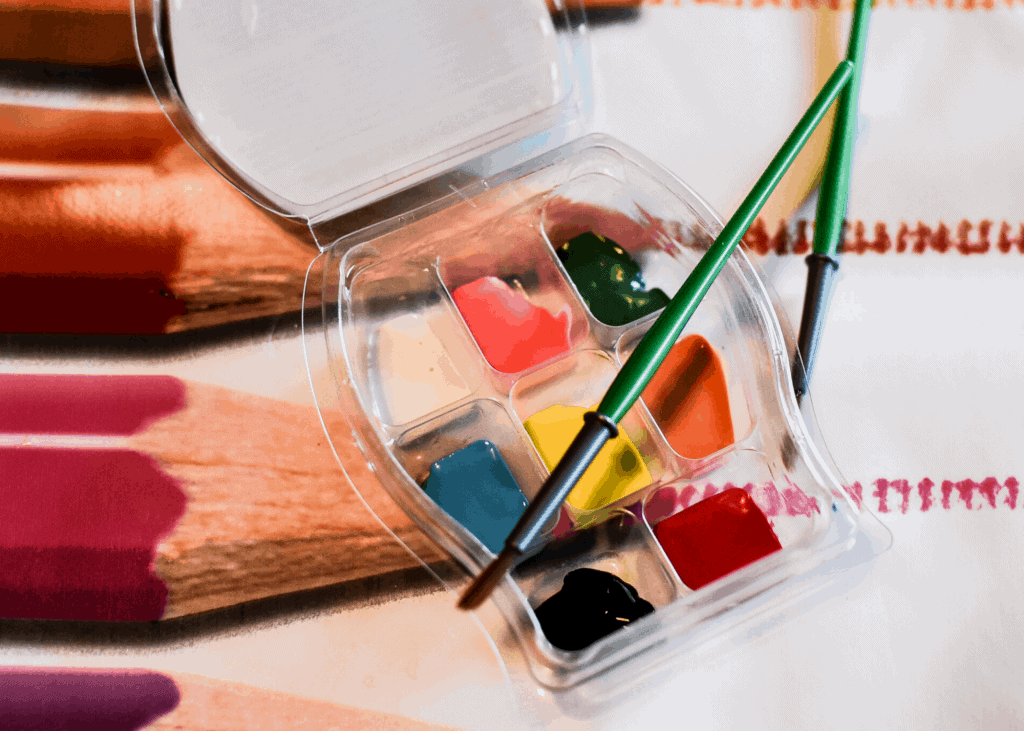Up-cycling an empty Scentsy Bar Clamshel