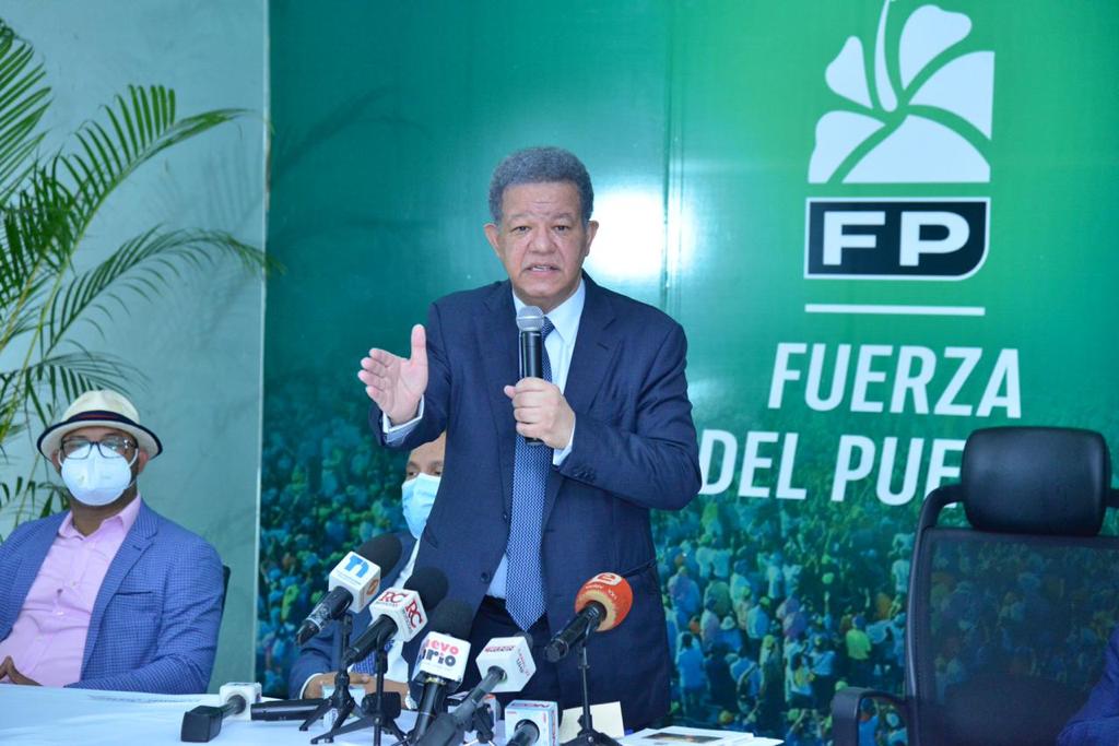 Leonel Fernández.