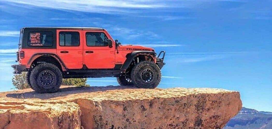 red jeep wrangler with lift kit
