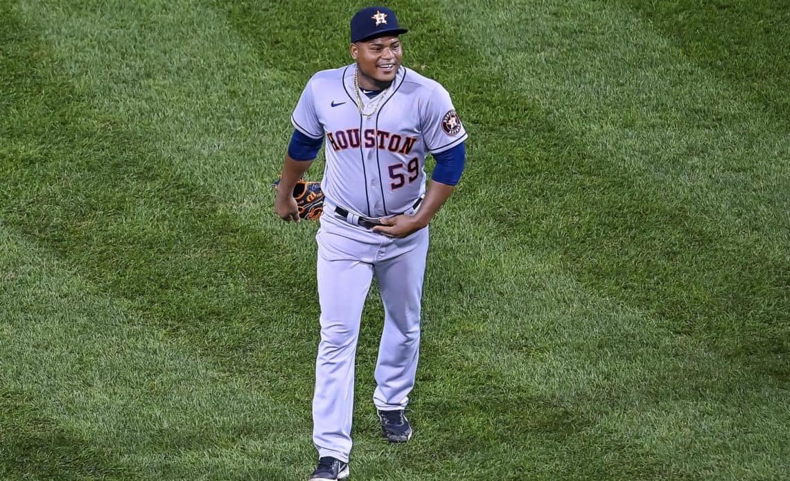 El dominicano Framber Valdez vivirá su gran sueño de lanzar en Serie Mundial