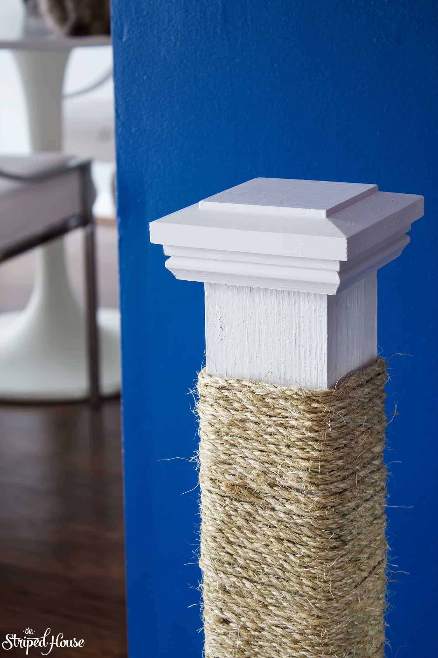 DIY CAT SCRATCHING POST THAT IS DURABLE AND STYLISH