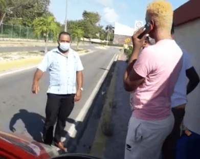 Taxista Uber.
