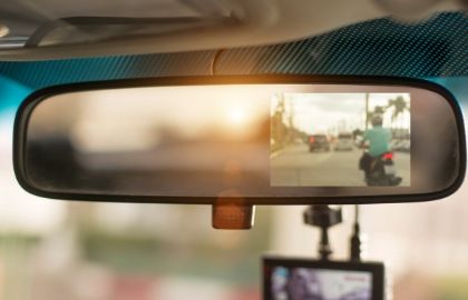 rear view mirror with screen of backup camera