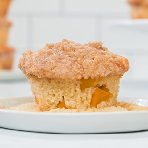 Peach Cobbler Muffins