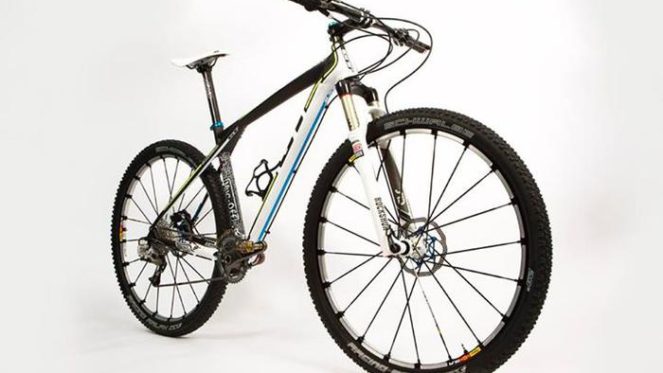 Differences between downhill bikes, DHosscross country, XCl mall mountainiltraildurenduro and freeride bicicleta mtb tipo cross country