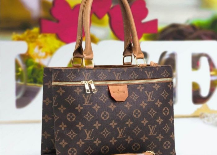 Image annonce: Sac a main LV bonne qualité