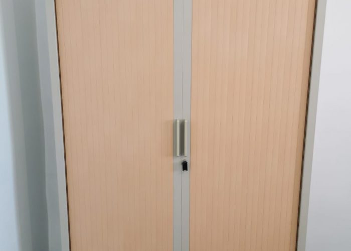 Image annonce: Armoire haute Steelcase beige gris 120x200cm clé.