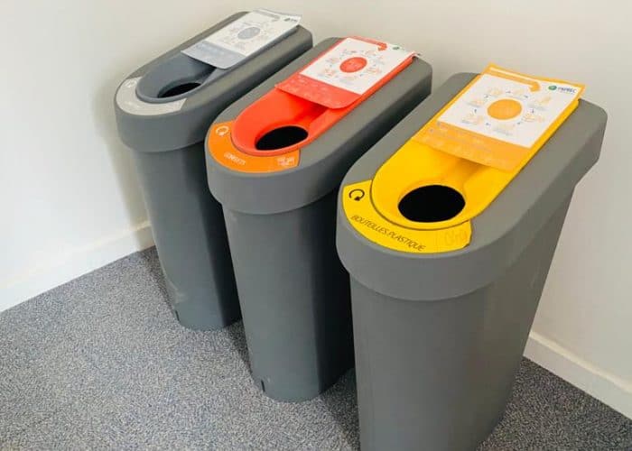 Image annonce: Ensemble poubelle en plastique Auxo + recyclage.