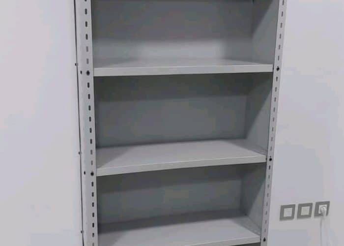 Image annonce: Solutions de rayonnage métallique pour le stockage et le rangement d’objets mi-lourd