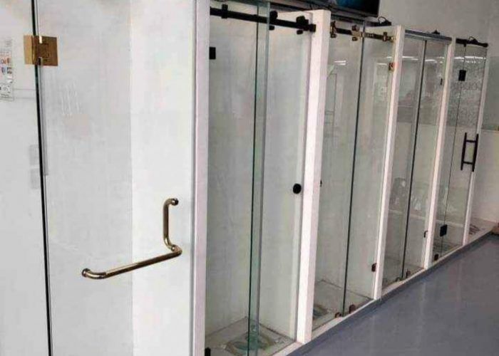 Image annonce: Cabine de douche en verre trempé 10mm d’épaisseur