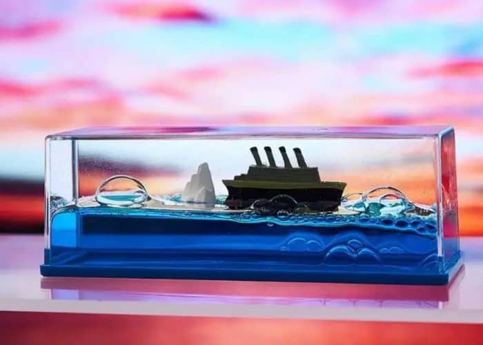 Image annonce: Cruise Ship Fluid Drift Bottle Home Ornaments Floating Titanic Fluid Ship Living Room Decoration Creative Birthday Gift Keepsake
