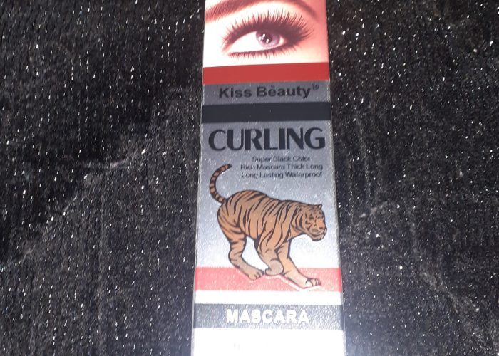 Image annonce: Beau mascara noir volume extar max