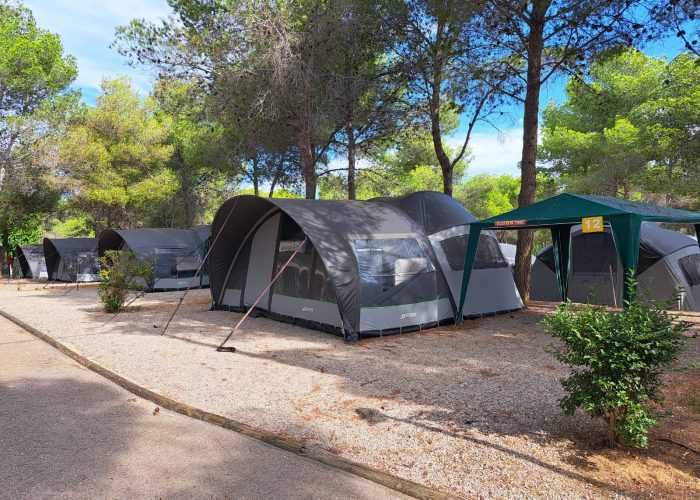 Image annonce: Nous recherchons des distributeurs des remorques de camping plegables de la marque Comanche