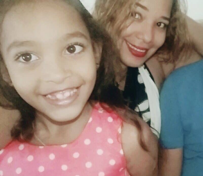 Mujer desaparecida y su hija