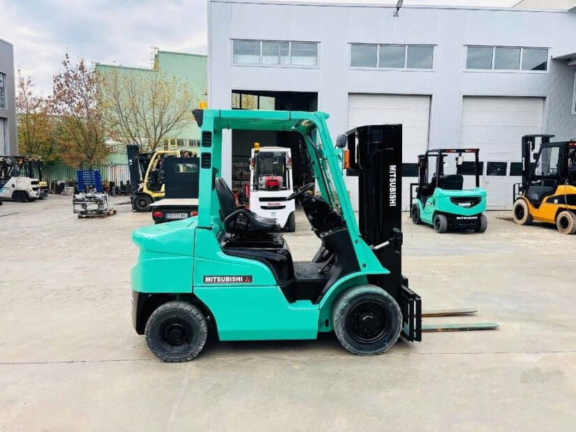 motostivuitor benzina 2 tone stivuitor benzina 2000 kg