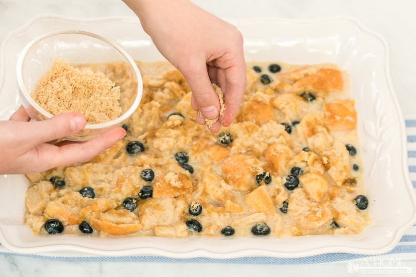 topping for lemon blueberry bread pudding