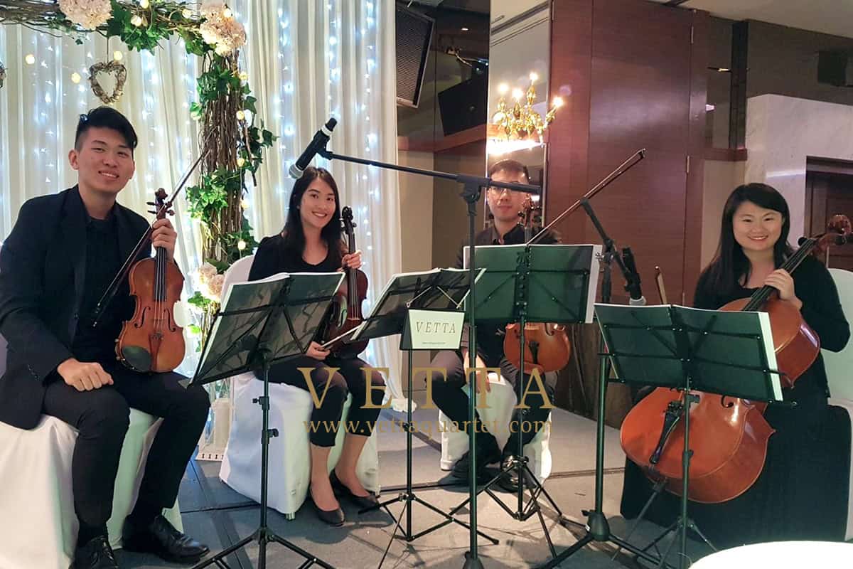 Pearl and Anthony's Wedding at Hotel Fort Canning, Legends Ballroom