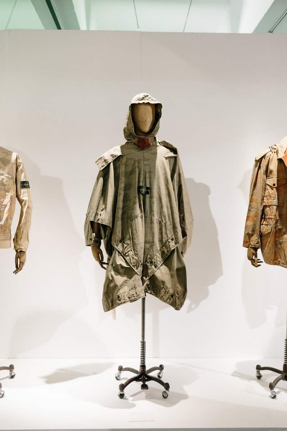massimo osti archive tela stella