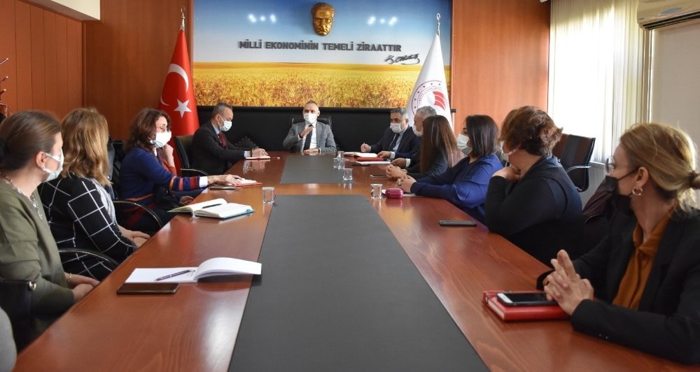 Salihli’de ’Üreten Kadınlar Rengarenk Sofralar’ projesi