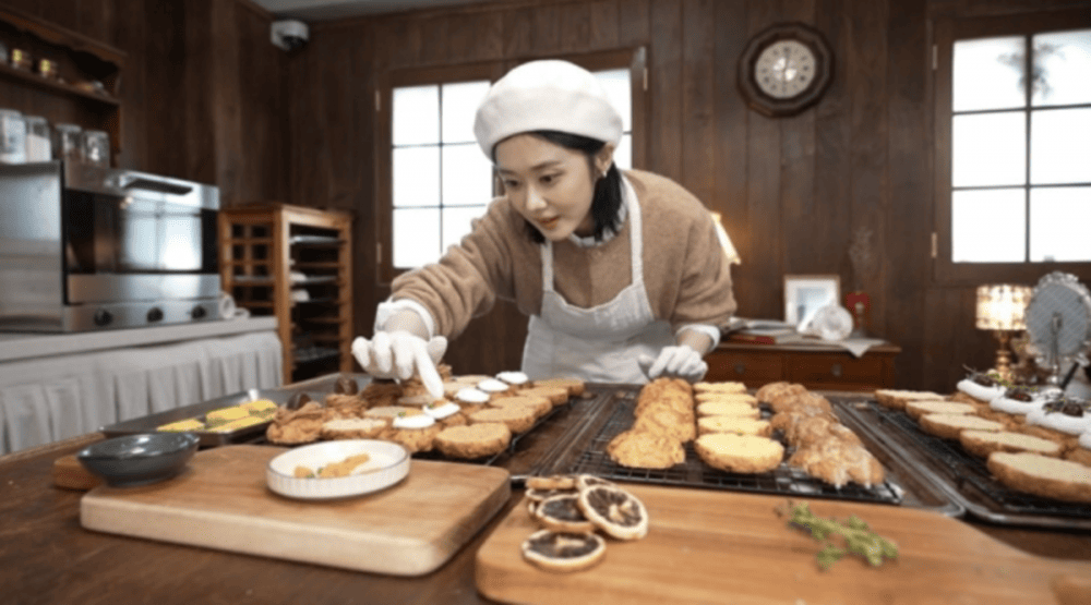 Jang Na Ra Buka Kafe Roti di The Bread