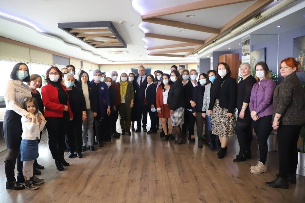 Başkan Akın kadın muhtarlarla buluştu