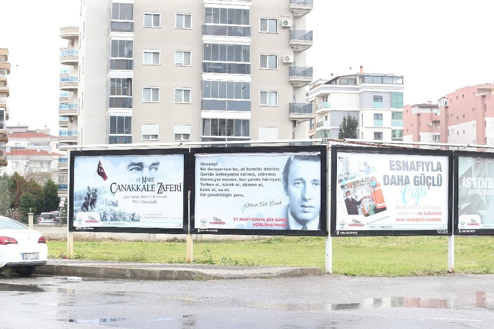 Şiir Çiğli sokaklarında