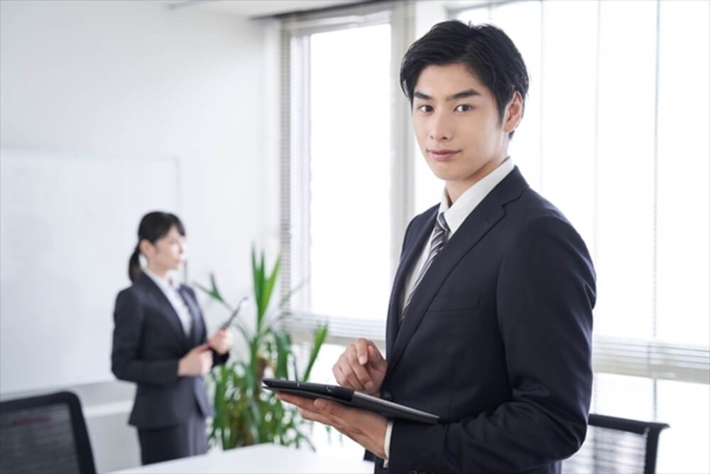 新卒の3月に入社前研修を実施している企業の一例