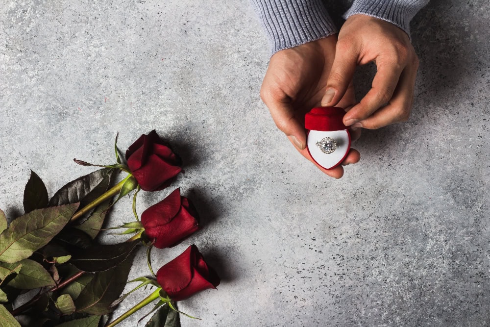 cincin lamaran