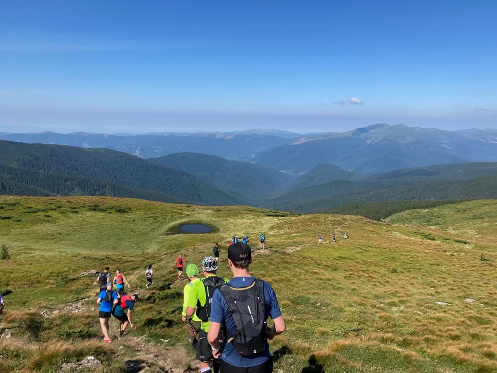 Обзор Chornohora Sky Marathon 2021: Когда Переоценил Свои Силы 11 Спуск с Петроса в сторону Ясиней