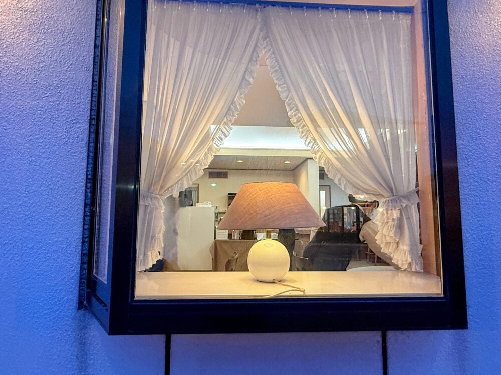 出窓