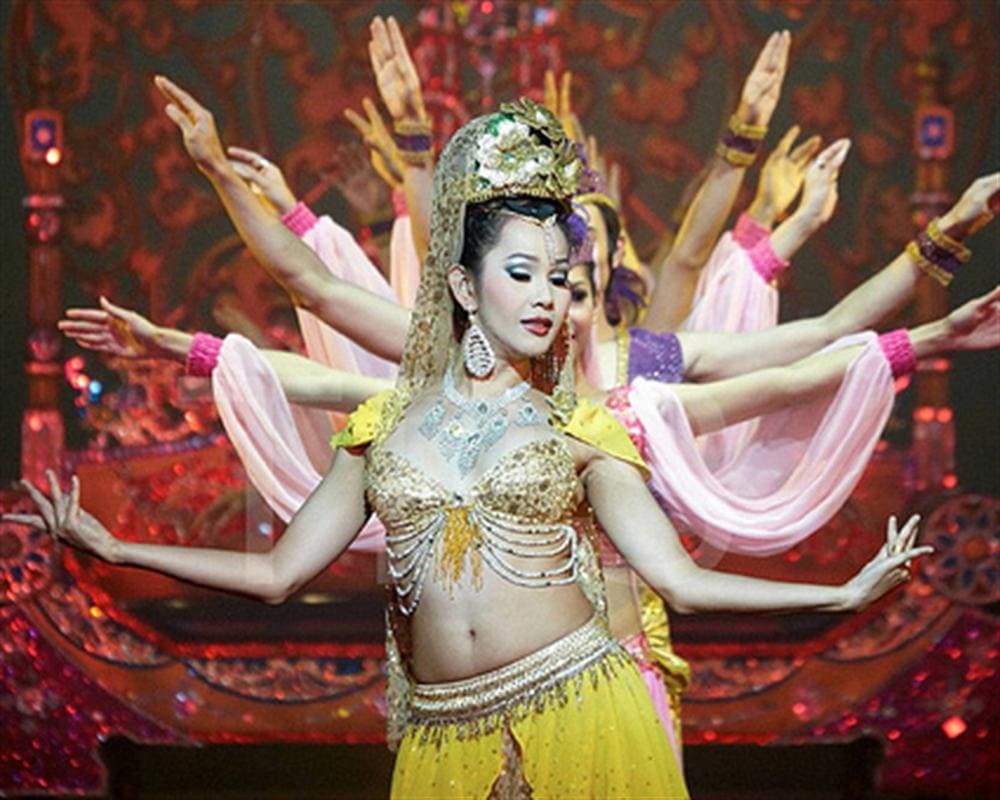 Alcazar Cabaret Show Pattaya