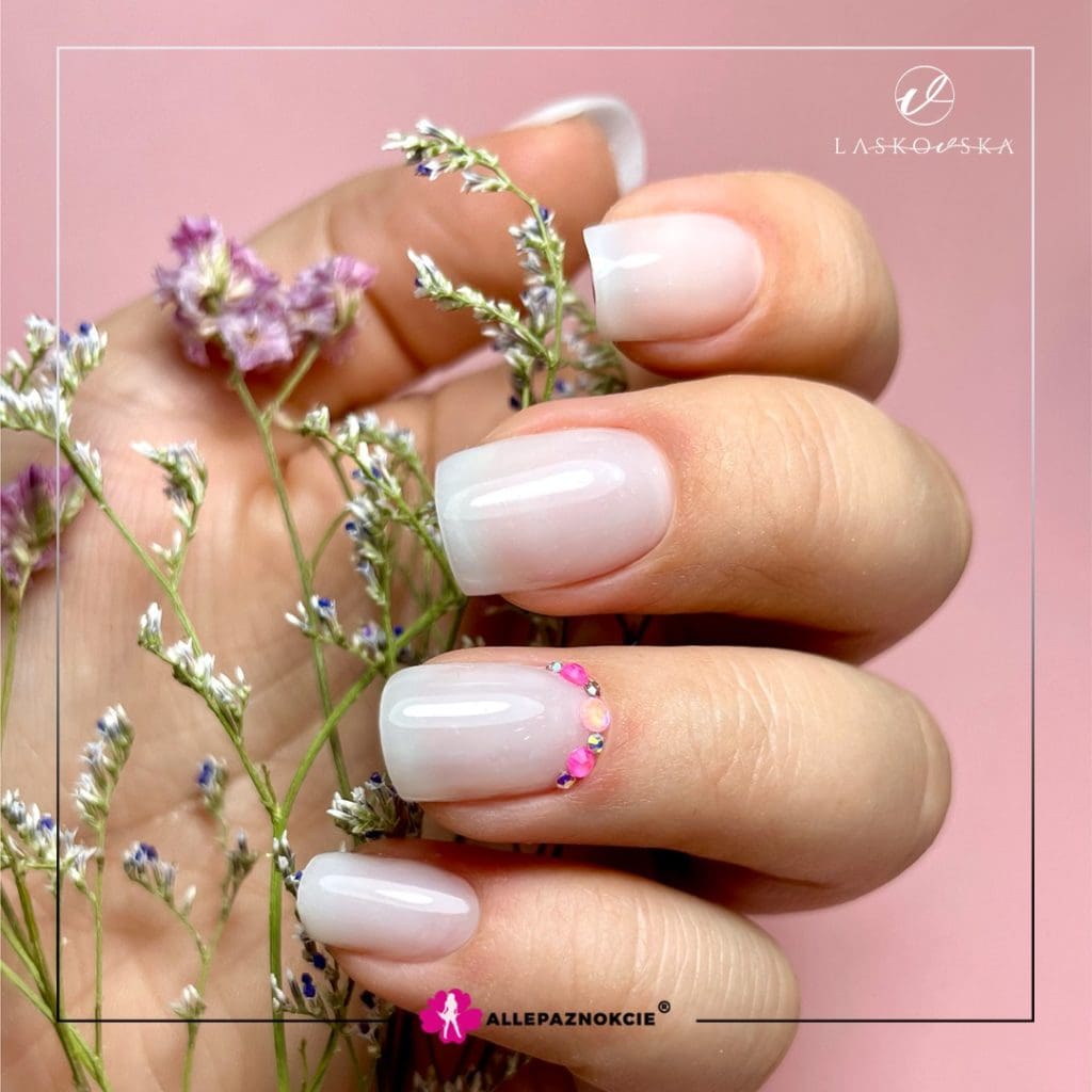 Inspiracje - Manicure dla licealistki 3 french manicure dla licealistki