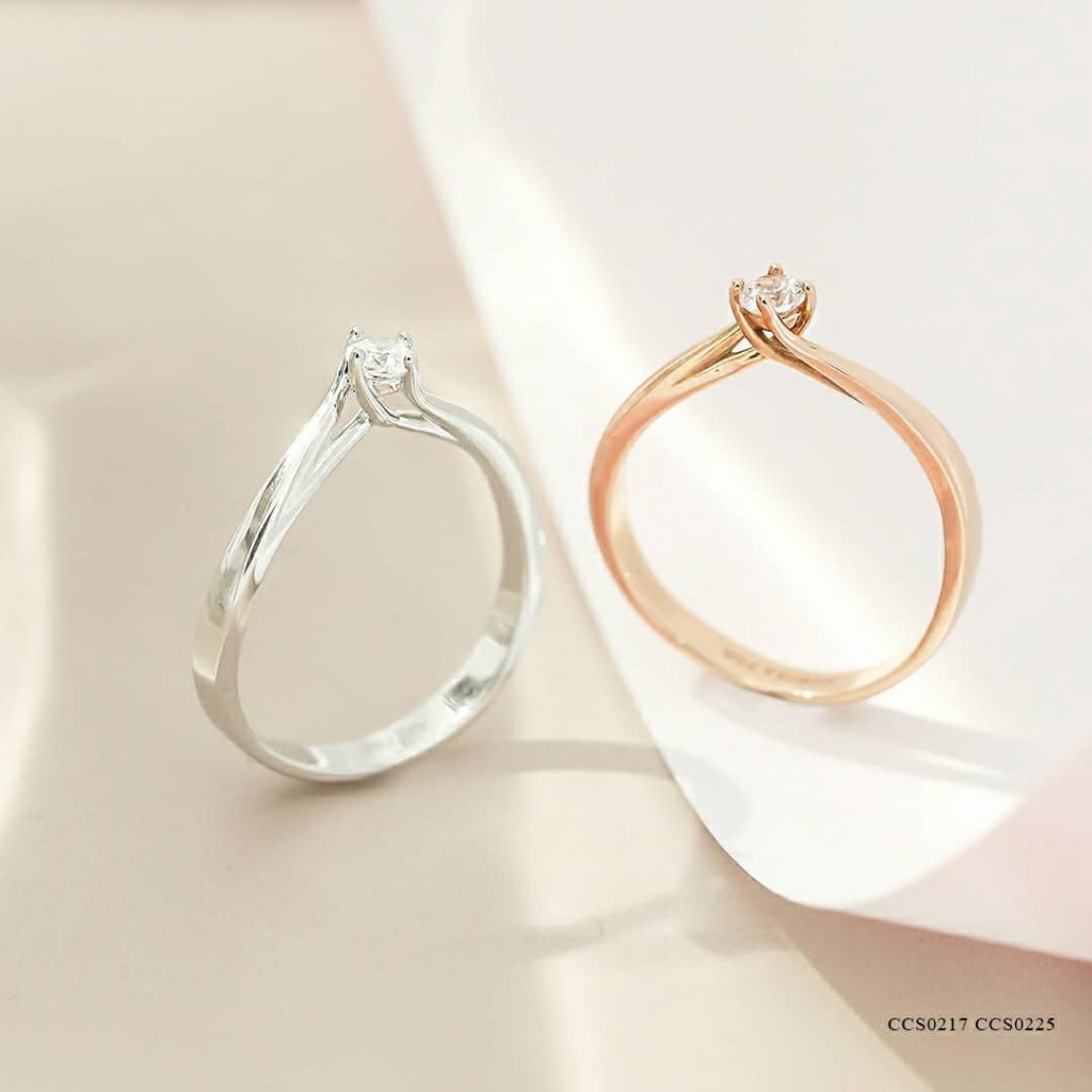 Cincin emas putih dan rosegold