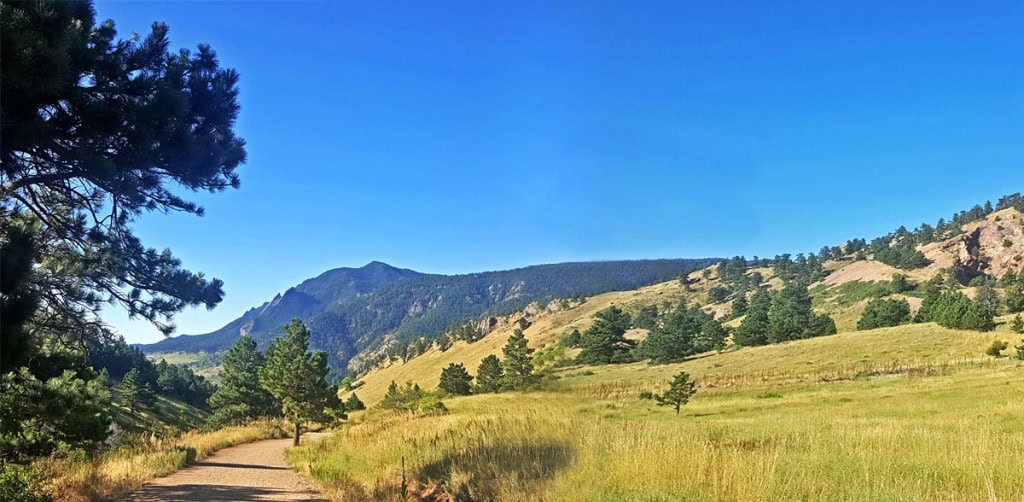 View during the hike on the Sanitas Valley Trail