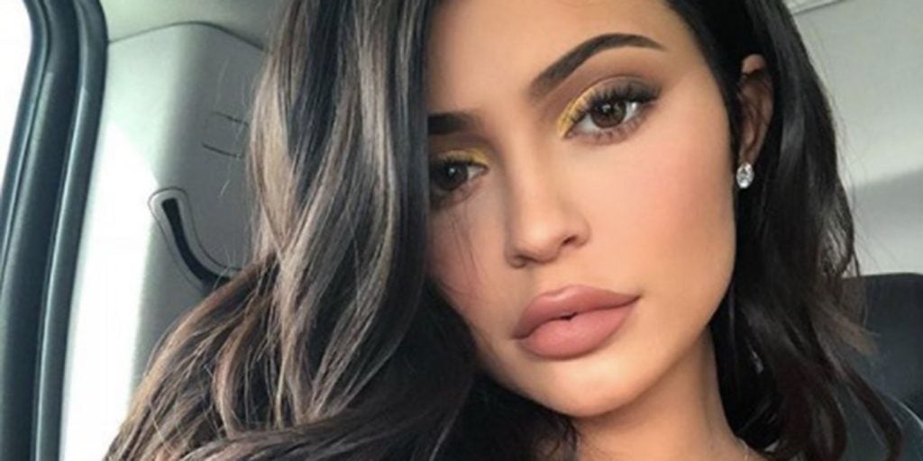 Kylie Jenner Mengaku Tidak Pernah Operasi Plastik