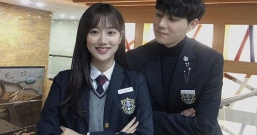 Kim Young Dae dan Naeun Eks APRIL Digosipkan Pacaran, Agensi Angkat Bicara