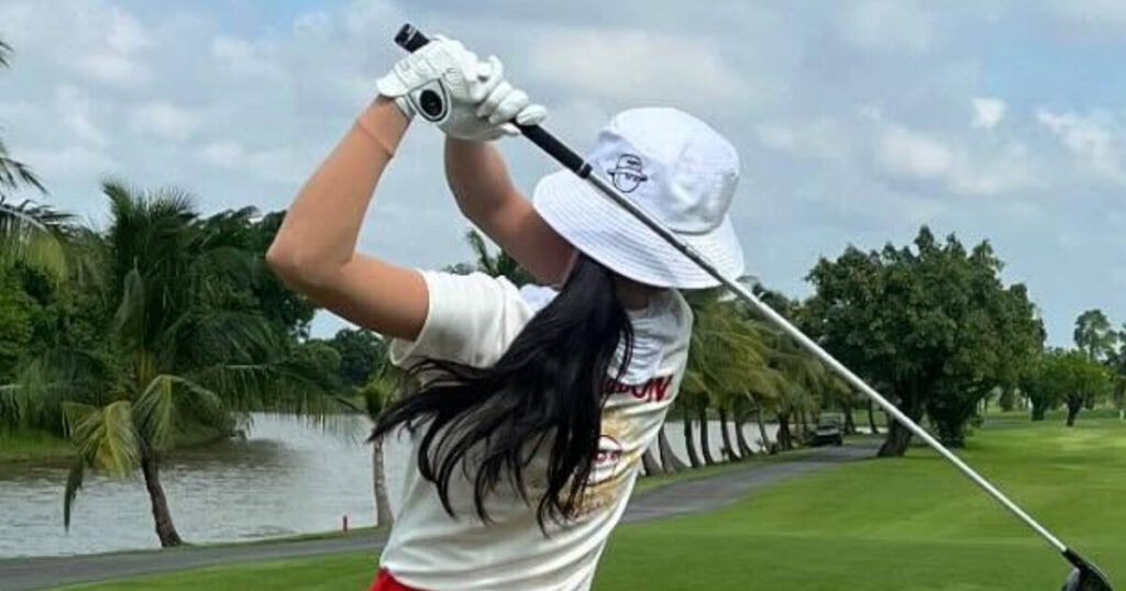 Romantisnya Kencan Golf, Bukti Pasangan Aktor Ini Makin Mesra