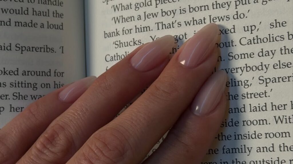 Tren kuku kaca 2026 Glass nails