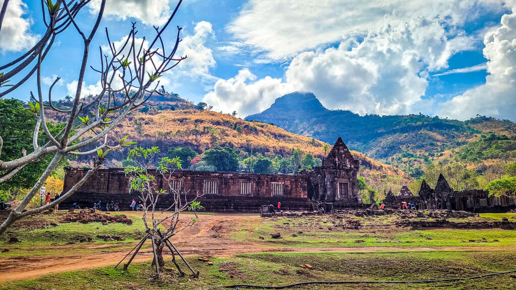 one-of-the-best-monumental-highlights-in-laos-vat-phou-in-the-worlds
