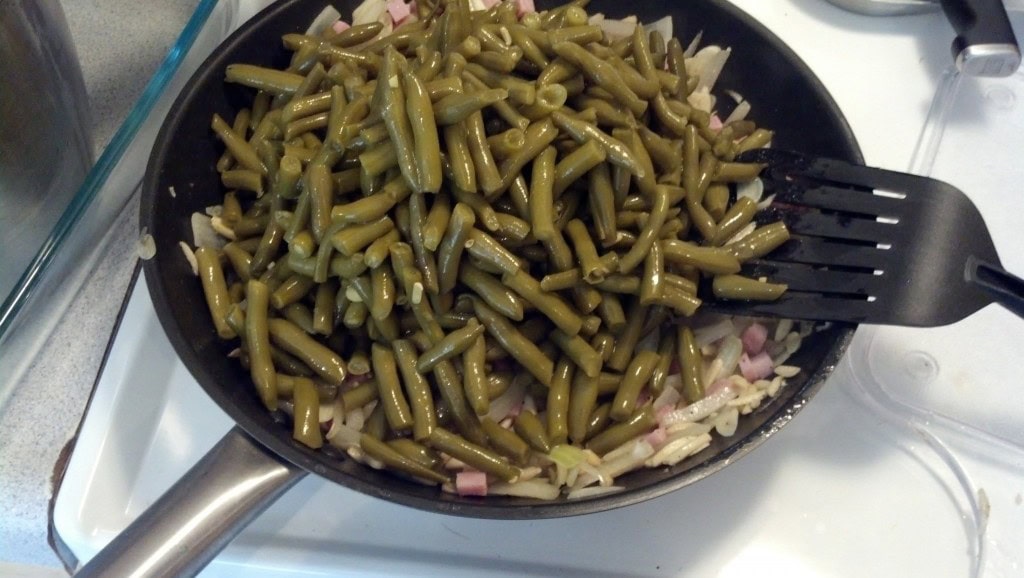 Oh yeah, and the green beans.... I ended up using one whole sweet onion, about 4-5 cloves of garlic, about a half a stick of butter, as much halm and almonds as you like (mine is about 1/4-1/2 cup of each and 4 cans of green beans, you can use fresh too, just steam them a little and saute them with the onions, I was going for valume this weekend so I used a lot of shortcuts to get the most but healthiest food I could!