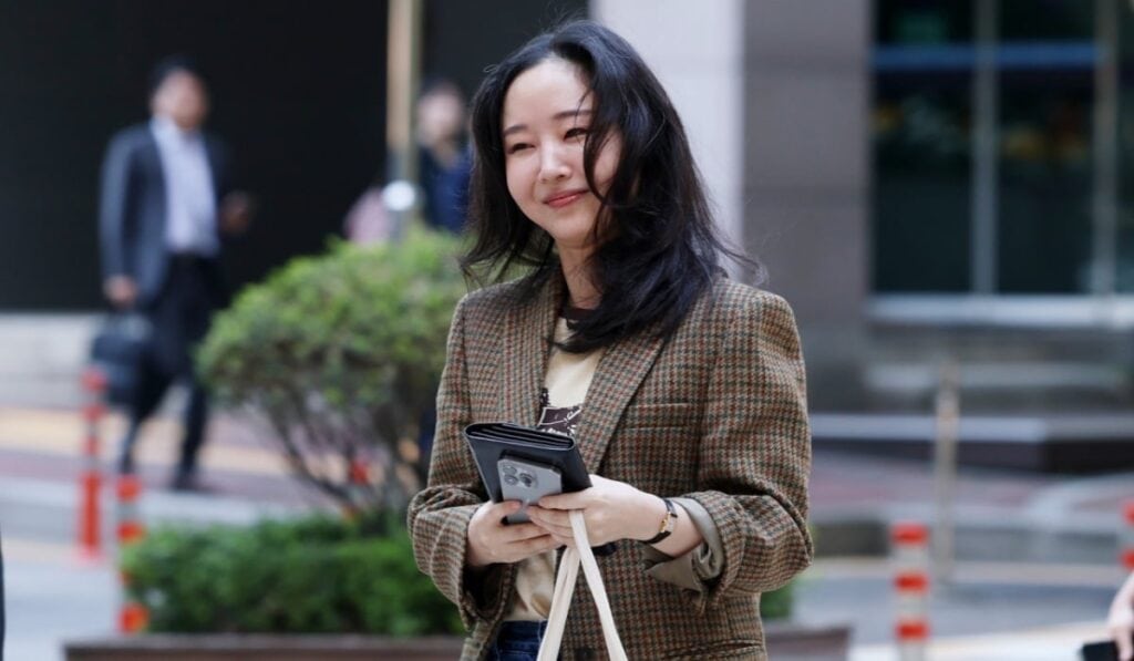 Drama HYBE dan Min Hee Jin: Kisah Panas di Balik NewJeans