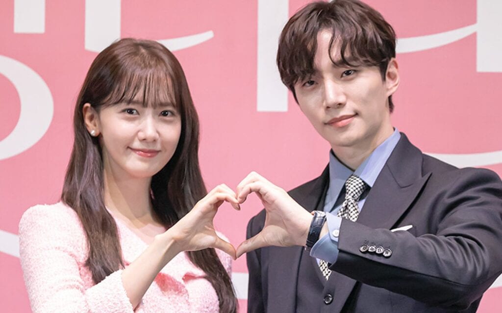 Lee Jun Ho Kirim Selamat ke YoonA, ‘Bon Appétit, Your Majesty’ Sukses Besar!