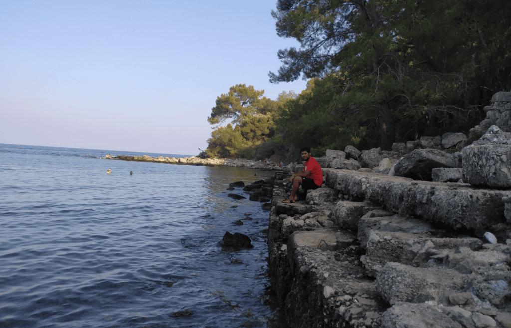 Phaselis Antik Kenti plajı
