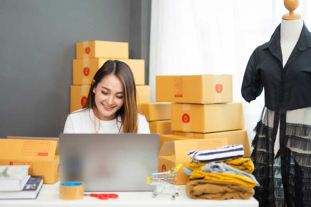 mujer trabajando emprendimiento pyme chile geandce
